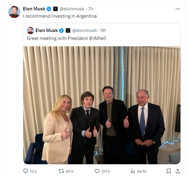 Meeting photo of Elon Musk and Javier Milei accompanied by Karina Milei and Gerardo Werthein,